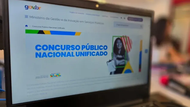 A prova, que acontece em 228 cidades do país, vai reunir mais de 2,1 milhões de candidatos (Foto: Reprodução)