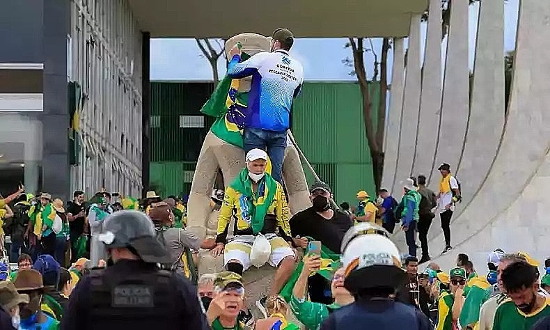 Até às 15h41 desta quinta-feira, 49 pessoas já haviam sido presas - Sérgio Lima/AFP