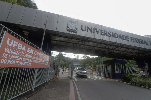 Universidade Federal da Bahia (Foto: Uendel Galter/Ag A TARDE)