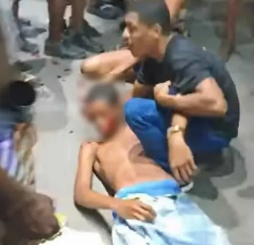Adolescente está internado em hospial (Foto: Reprodução/Redes Sociais)