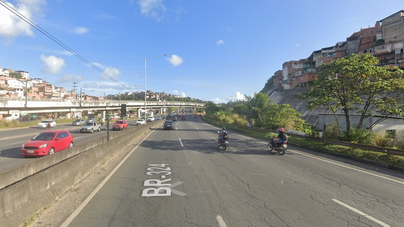 Filha do motorista estava no carro no momento - Reprodução/Google Street View
