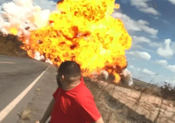 Caminhão-tanque explodiu em rodovia no Pará (Foto: Reprodução)