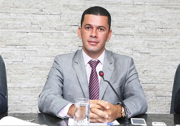 Zé Lambão e André Luiz se desentenderam em um bar na zona rural do município (Foto: Divulgação)