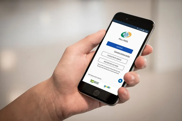 O progresso lento dificulta a meta fiscal de zerar o déficit até 2025 (Foto: Divulgação/INSS)