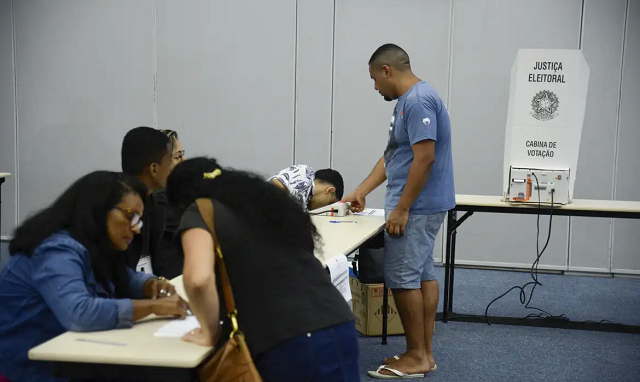 Transferência temporária de seção pode ser confirmada no e-título (Foto: Tomaz Silva/Agência Brasil)