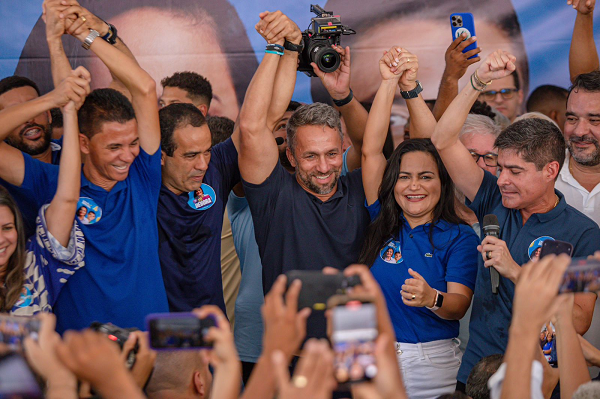 Prefeitos aliados de Flávio Matos (União Brasil) na Região Metropolitana de Salvador (RMS) e outras cidades se uniram para ajudar o candidato a prefeito de Camaçari (Foto: Divulgação)