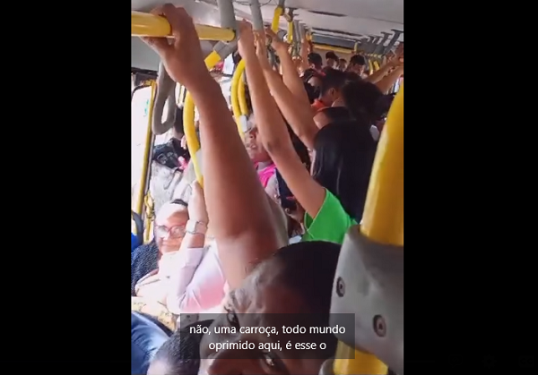 Registro de um homem não identificado denuncia as condições precárias do transporte público de Camaçari (Foto: Print/Vídeo)