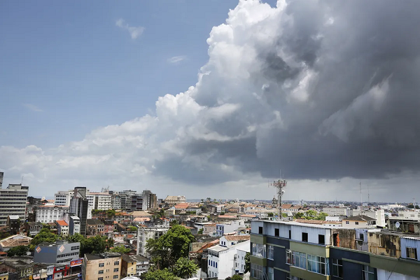 Durante esse período, as temperaturas podem ultrapassar em até 5ºC a média histórica para essas regiões (Foto: Olga Leiria/Ag. A Tarde)