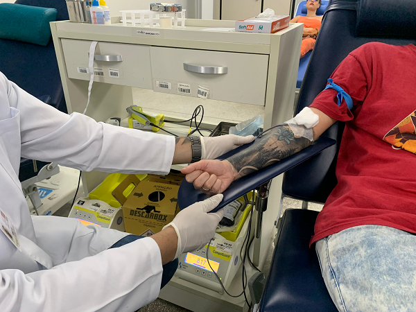 Hemoba espera que essa mudança aumente o número de doadores, principalmente entre o público jovem, que representa uma parcela significativa de adeptos da tatuagem (Foto: Divulgação)
