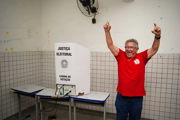 Caetano venceu Flávio Matos por diferença de 1,8% (Foto: William Rocha/Divulgação)