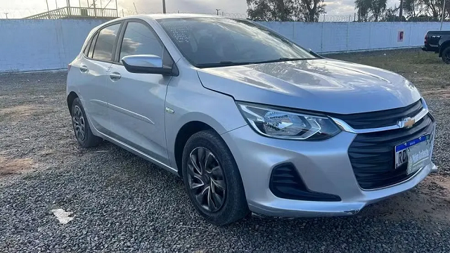 Carro popular é ofertado por R$ 4 mil (Foto: Divulgação/Detran-BA)