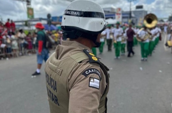 ...E para a população que tem ouvido histórias sobre favoritismos da PM e tem ficado com medo, o oficial deixou um recado tranquilizador - Foto: Web