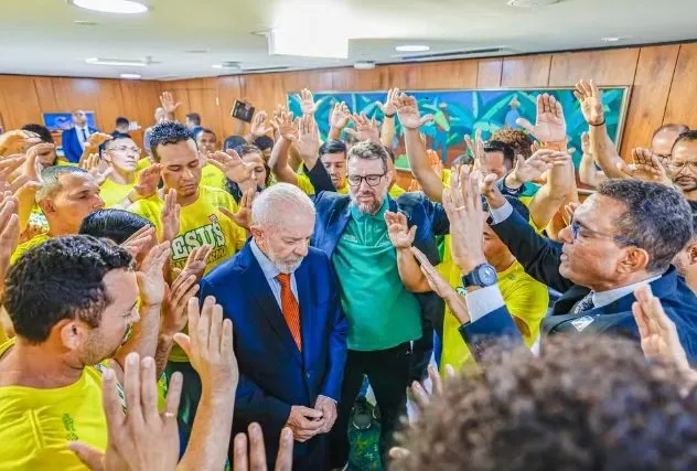 A atitude do emedebista incomodou outros parlamentares que afirmaram que se sentiram 'insultados' - Foto: Ricardo Stuckert/PR