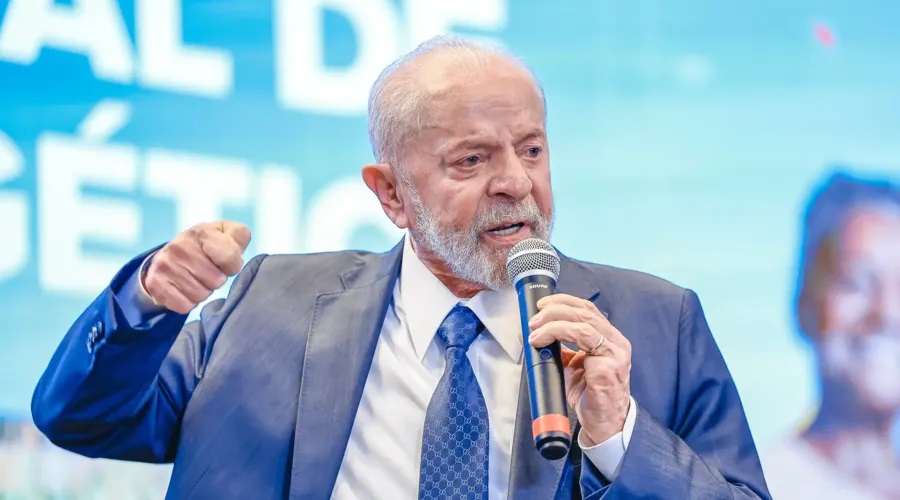 Presidente comparou seu opositor à praga bíblica. Lula ainda criticou os cortes feitos durante o antigo governo - Foto: Ricardo Stuckert / PR