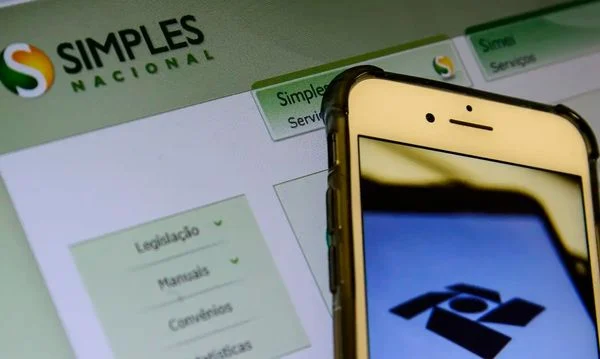 Micro e pequenas empresas podem aderir ao Simples Nacional (Foto: Marcello Casal Jr./Agência Brasil)