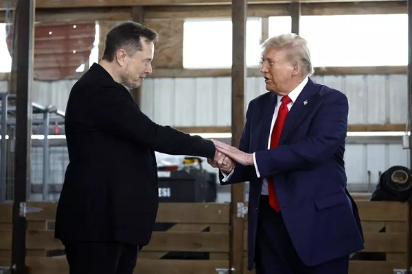 Bilionário e dono da Space X compartilhou o anúncio em seu perfil oficial do X (Twitter). Foto: Reprodução/Getty Imag