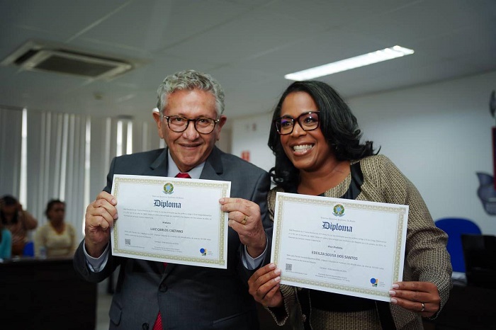 Diplomados, prefeito e vice-prefeita, de Camaçari, para o quadriênio 2025/2028 - Foto: Wiliam Rocha