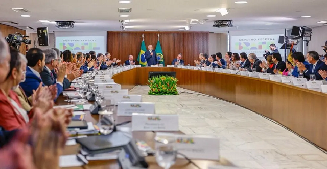 Lula se reúne com ministros nesta sexta-feira, 20 (Foto: Ricardo Stuckert/PR)