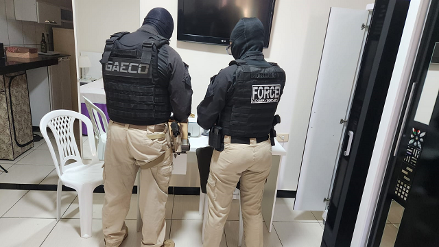 Operação Mandado de Morte e a operação Falso Jaleco miram cinco policiais militares investigados por homicídios e formação de grupo de extermínio (Foto: Reprodução)