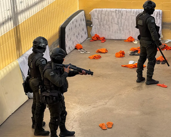 Operação Aláfia realizou mais de 800 apreensões em 11 presídios baianos (Foto: Tony Silva/Nucom-Seap)