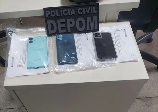 A Operação Celular Legal é coordenada pela delegada Danielle Monteiro (Foto: Divulgação/18ª DT/ Camaçari e DEPOM)