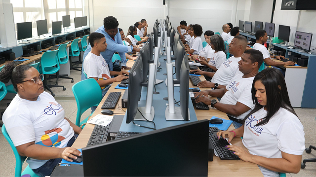 EJA SESI oferece oportunidade de elevação de escolaridade e de qualificação profissional (Foto: Wilson Sabadin/Coperphoto/Sistema FIEB)