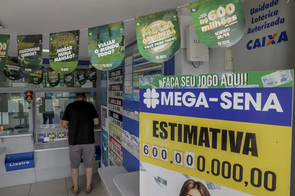 Prêmio sorteado foi de R$ 635 milhões (Foto: Joedson Alves Agência Brasil)