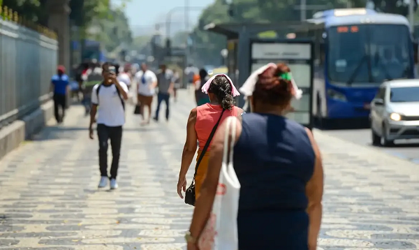 Temperatura pode se aproximar dos 40°C na Grande Porto Alegre nos próximos dias (Foto: © Tomaz Silva/Agência Brasil)