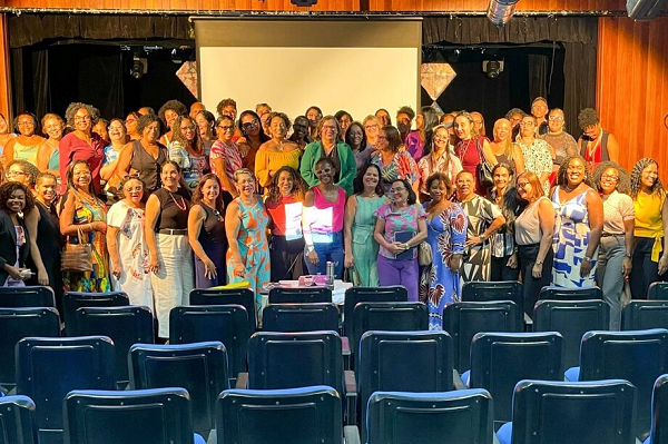 Encontro com os gestores escolares aconteceu no Teatro Alberto Martins (Foto: Divulgação/PMC)