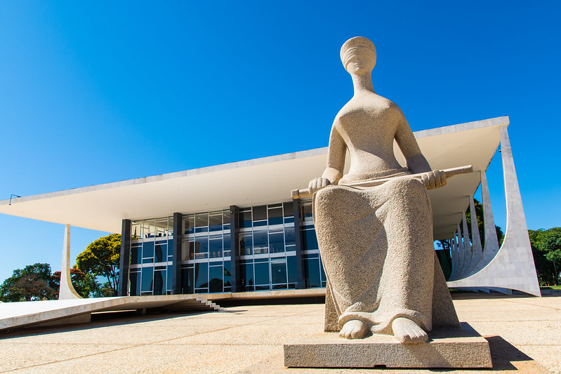 O Supremo Tribunal Federal (STF) confirmou que as guardas municipais podem realizar policiamento ostensivo nas vias públicas.