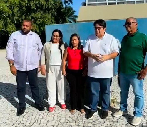 Os vereadores Vagner Bipo, Salles de Val Estilos, Neidinha Muniz, Tagner Cerqueira e Manoel Jacaré  - Divulgação
