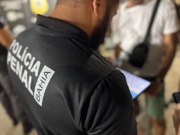 Os nove detidos foram encaminhados às autoridades policiais para os procedimentos legais (Foto: Divulgação/SEAP)