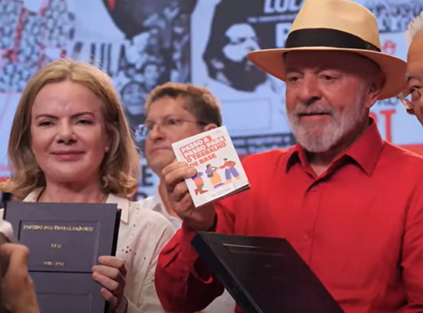 Presidente do PT, Gleisi Hoffmann e o presidente Lula (Foto: Reprodução)
