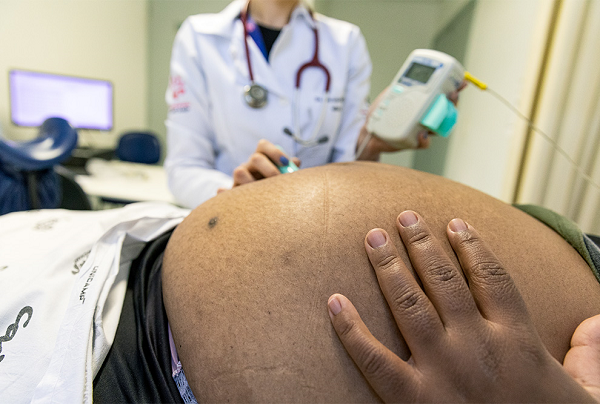Quase 21 mil mulheres morreram no país durante a gravidez, o parto ou o puerpério entre 2012 e 2023 (Foto: Reprodução)