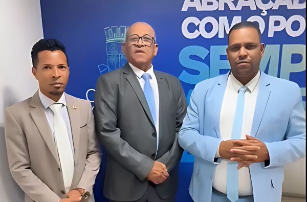 Os vereadores dr Samuka, Manoel Jacará e Dudu do Povo - Fotomontagem CFF/Divulgação