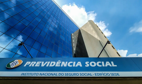 Esquema desvendado pela CGU e PF teria descontado R$ 6,3 bilhões de aposentados e pensionistas (Foto: Rafa Neddermeyer/Agência Brasil)
