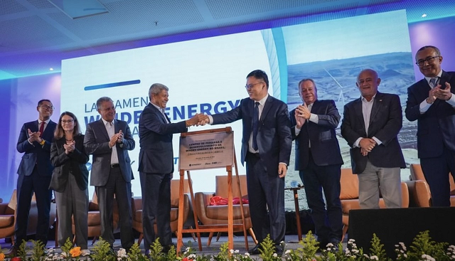 Anúncio oficial foi realizado no campus do Senai Cimatec, em Salvador, onde o escritório da empresa chinesa funcionará (Fotos: instagram/jeronimorodriguesba)