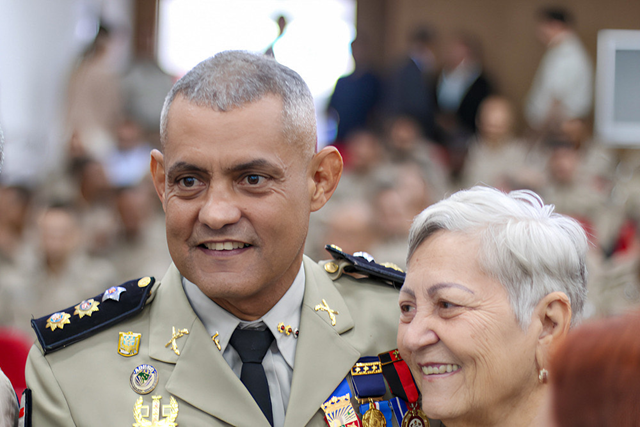 Tenente-coronel Roberto Pinto de Castro (Foto: Juliano Sarraf) Tenente-coronel Roberto Pinto de Castro (Foto: Juliano Sarraf)