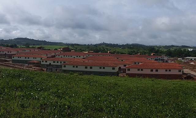 O caso aconteceu em um conjunto de condomínios no bairro Araçatiba (Foto: Divulgação) O caso aconteceu em um conjunto de condomínios no bairro Araçatiba (Foto: Divulgação)