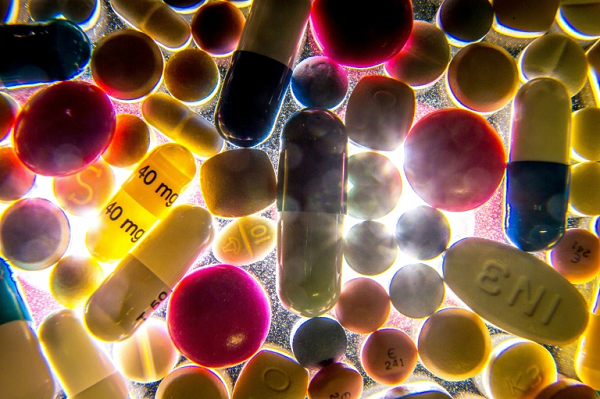 A Organização Mundial da Saúde (OMS) alertou nesta segunda-feira sobre o perigoso aumento do consumo de antibióticos em alguns países, como também sobre o baixo consumo em outras regiões (Foto: AFP | Arquivos)