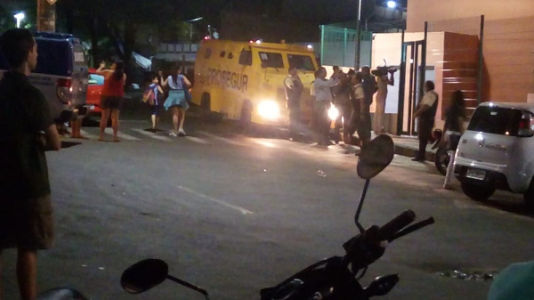 Os mandados são cumpridos em Salvador e Lauro de Freitas; são 15 de prisão temporária e 12 de busca e apreensão (Foto: Reprodução) Os mandados são cumpridos em Salvador e Lauro de Freitas; são 15 de prisão temporária e 12 de busca e apreensão (Foto: Reprodução)