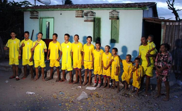 As crianças estão aguardando o irmãozinho, que, de acordo com o pai, também terá o R no começo (Foto: Reprodução) As crianças estão aguardando o irmãozinho, que, de acordo com o pai, também terá o R no começo (Foto: Reprodução)