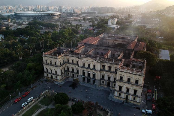 A tragédia aniquilou importantes vestígios históricos do Brasil e do mundo (Foto: Reprodução)