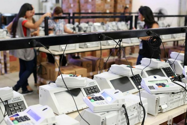  Polícia Militar vai escoltar urnas eletrônicas até os locais de votação (Foto: Reprodução)