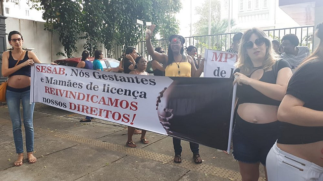 O grupo de mulheres já protestou também na sede do Ministério Público do Trabalho (MPT) (Foto: Divulgação)