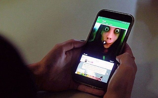 A mãe da menina estava em casa na hora que ela começou a se ferir e conseguiu impedir que ela continuasse (Foto: Reprodução) A mãe da menina estava em casa na hora que ela começou a se ferir e conseguiu impedir que ela continuasse (Foto: Reprodução)