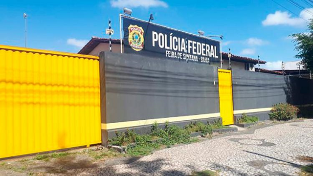 Polícia Federal cumpriu mandados de prisão, busca e apreensão na cidade baiana (Foto: Reprodução) Polícia Federal cumpriu mandados de prisão, busca e apreensão na cidade baiana (Foto: Reprodução)