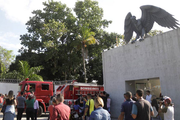 Fogo atingiu alojamento para atletas entre 14 e 17 anos de idade (Foto: Reprodução) Fogo atingiu alojamento para atletas entre 14 e 17 anos de idade (Foto: Reprodução)