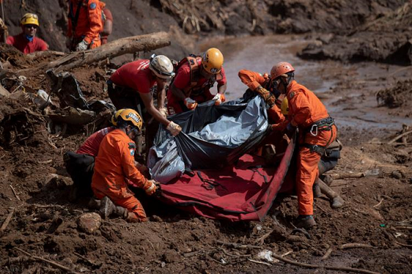 Das 84 vítimas, 42 já foram identificadas (Foto: Reprodução)