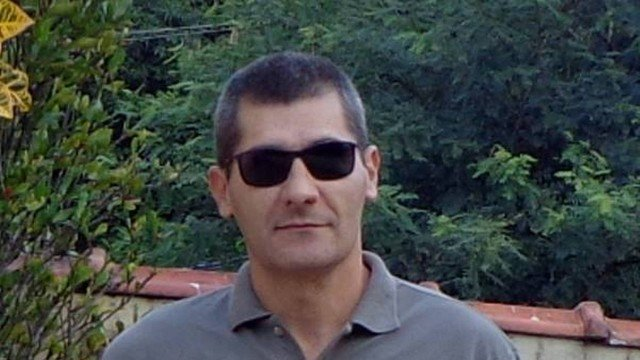 Analista de sistemas, Euler Fernando Grandolpho, de 49 anos, nascido em Valinhos (SP), atirou contra fiéis após a missa de 12h15 (Foto: Reprodução) Analista de sistemas, Euler Fernando Grandolpho, de 49 anos, nascido em Valinhos (SP), atirou contra fiéis após a missa de 12h15 (Foto: Reprodução)